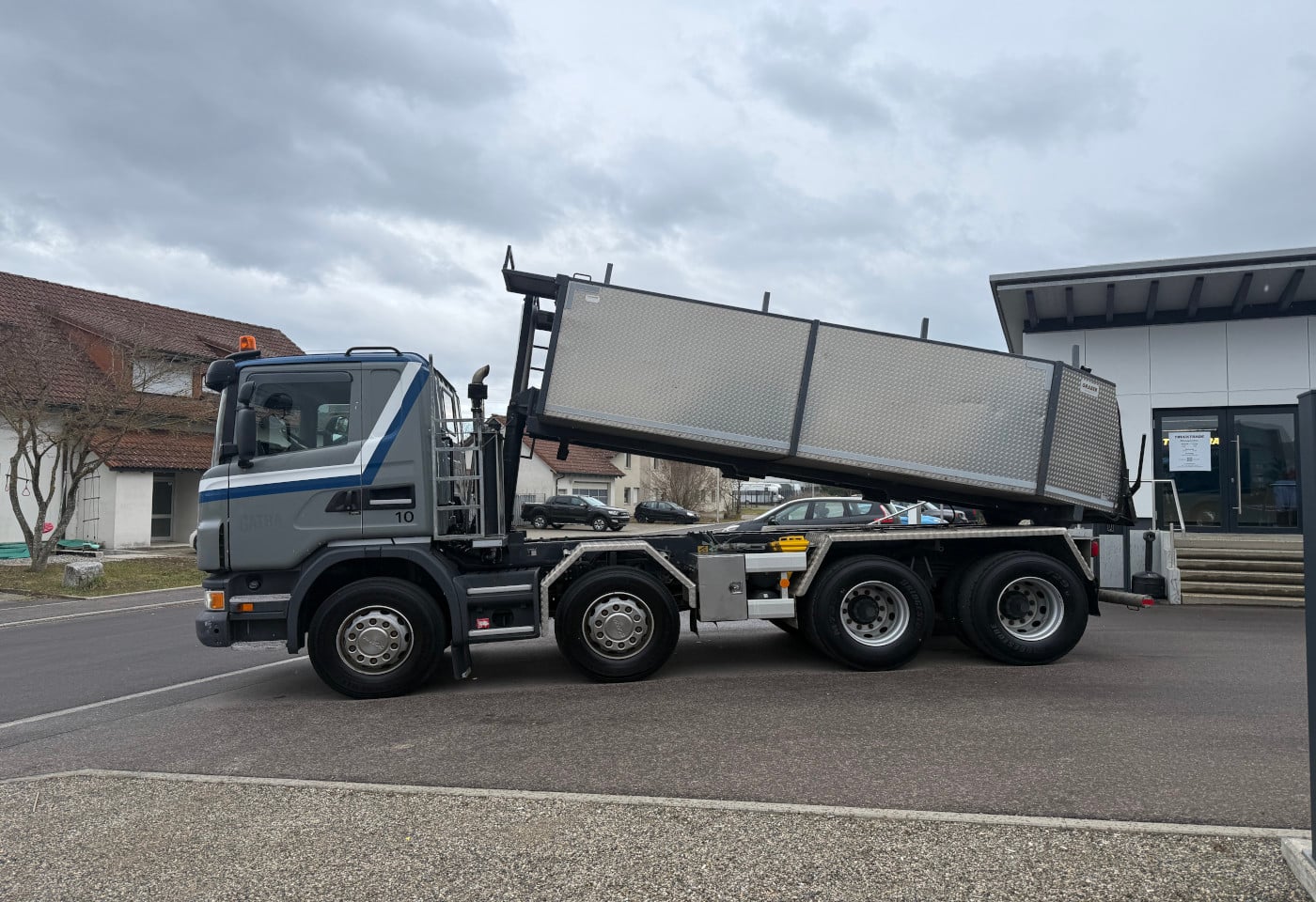 MOTO6625_2820206 vehicle image