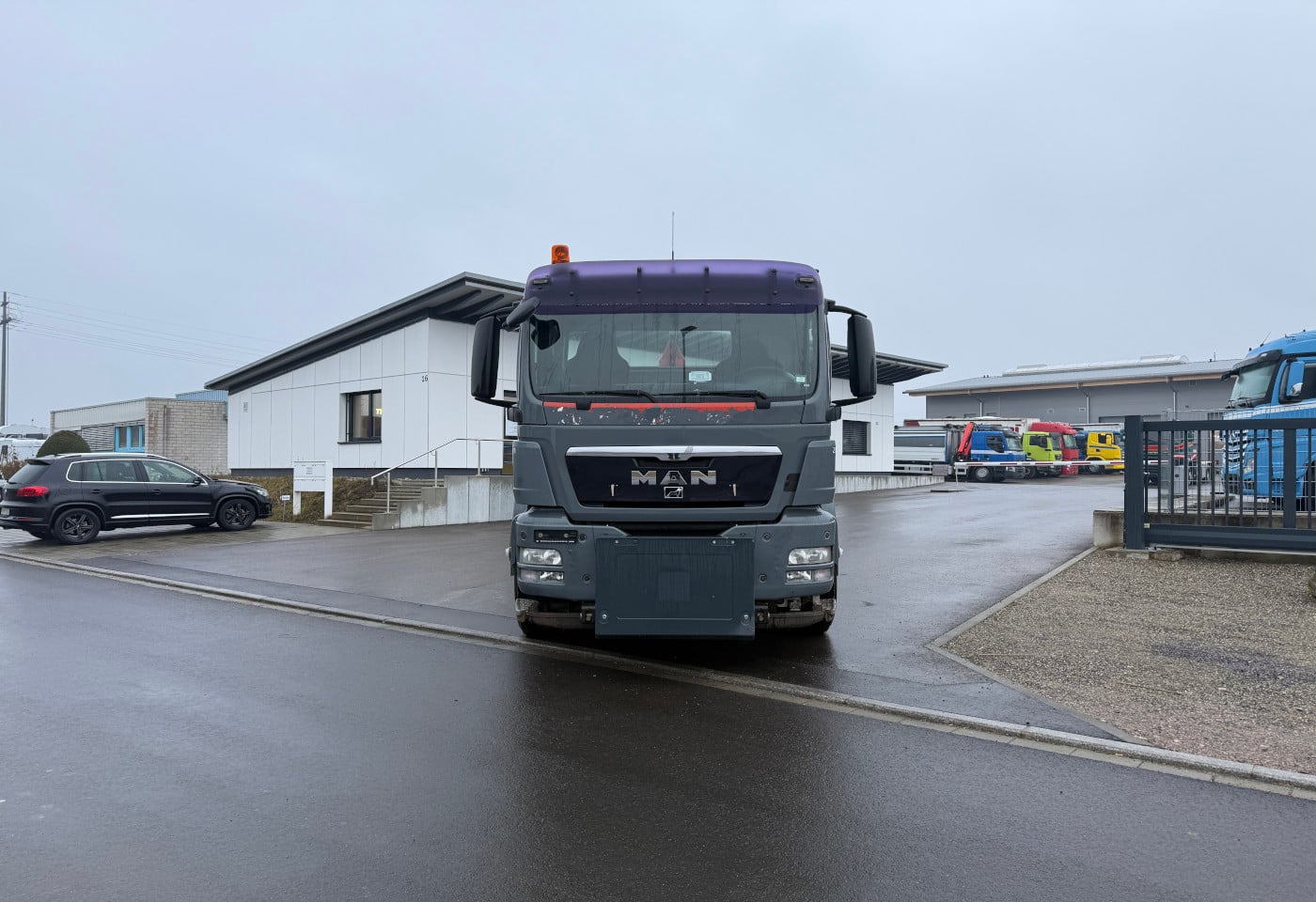 MOTO6625_2822123 vehicle image