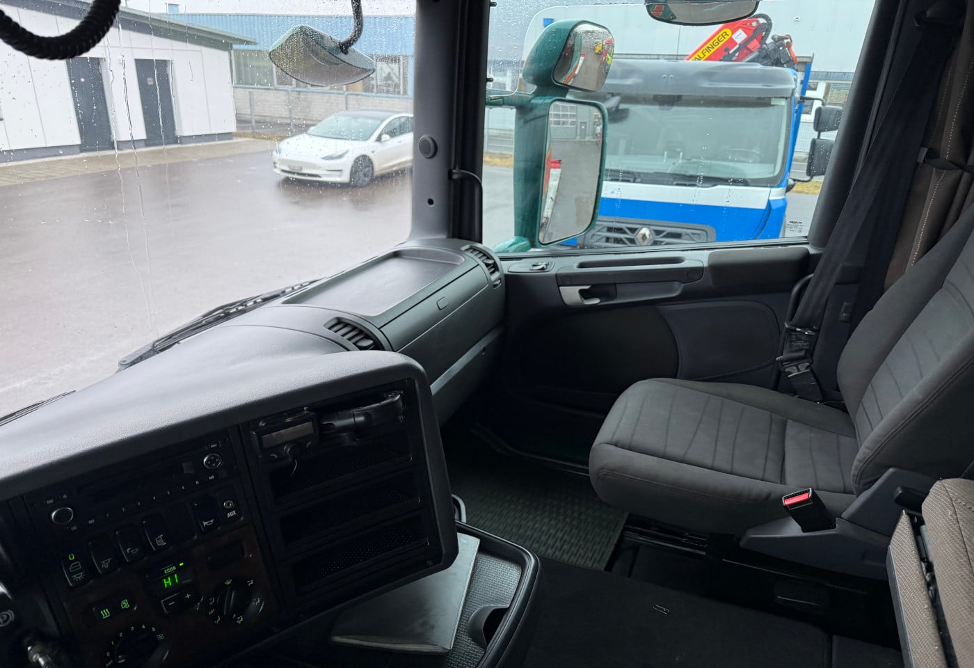 MOTO6625_2822124 vehicle image