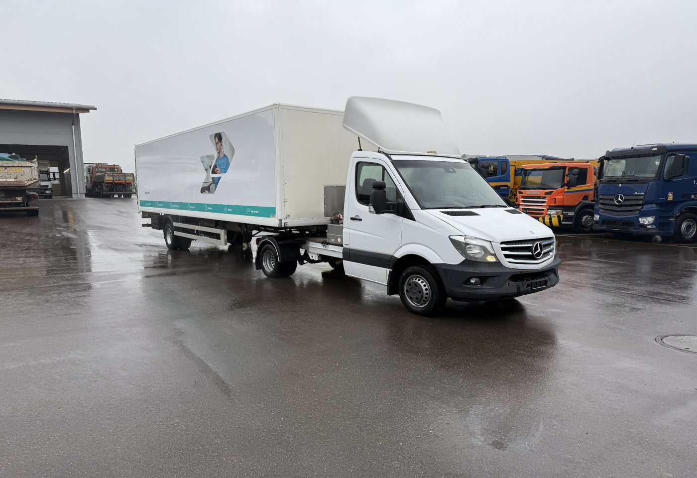 MOTO6625_2822415 vehicle image