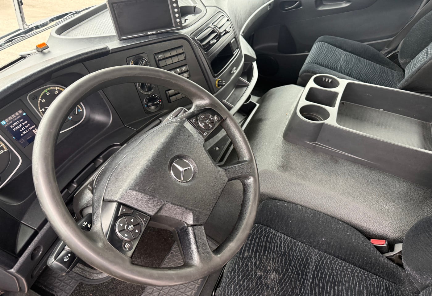 MOTO6625_2824010 vehicle image