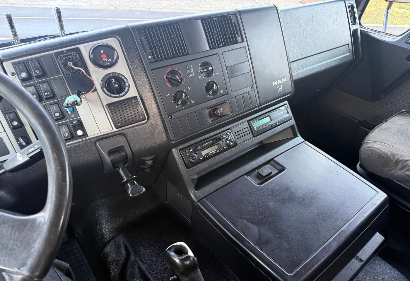 MOTO6625_2824882 vehicle image