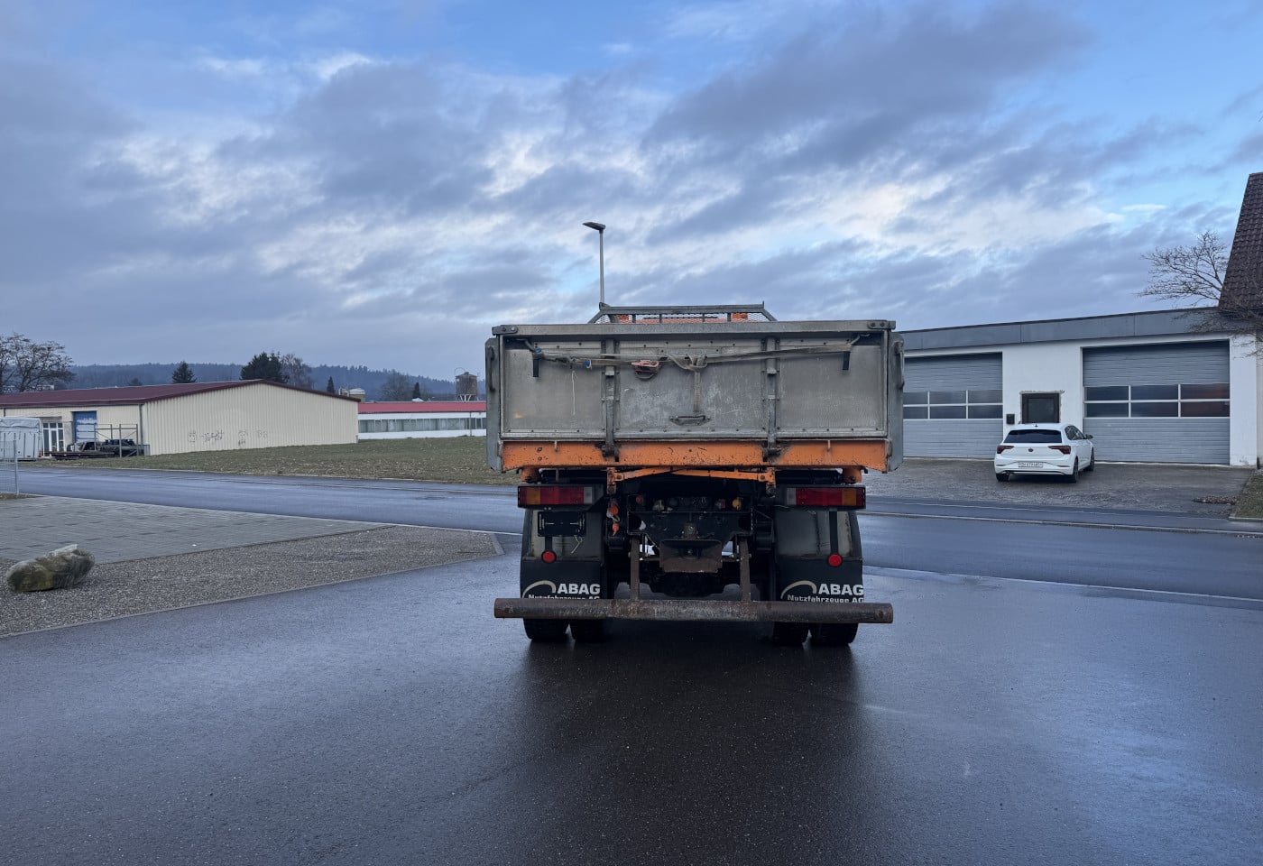 MOTO6625_2824882 vehicle image