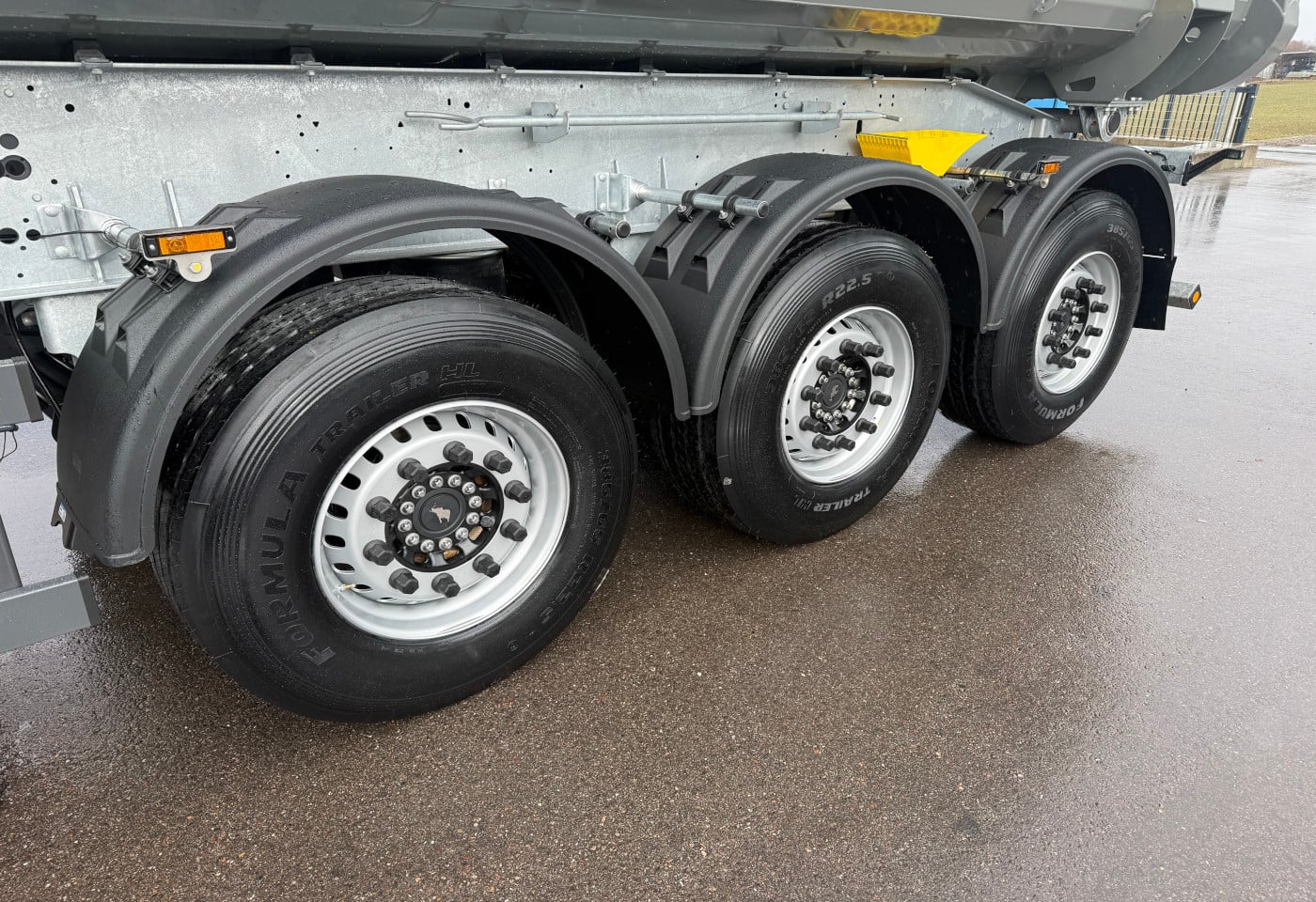 MOTO6625_2825635 vehicle image