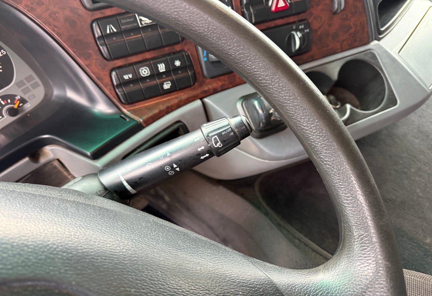 MOTO6625_2825636 vehicle image