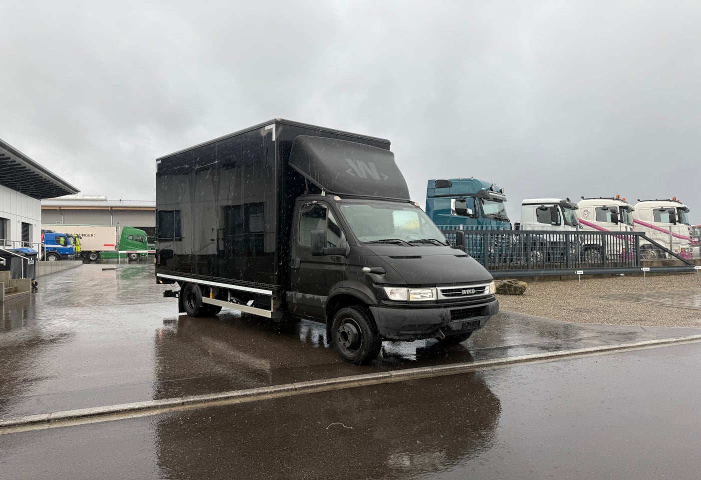 MOTO6625_2826225 vehicle image