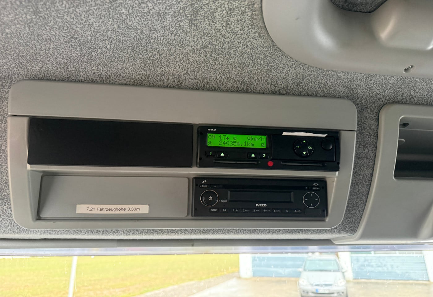 MOTO6625_2826662 vehicle image