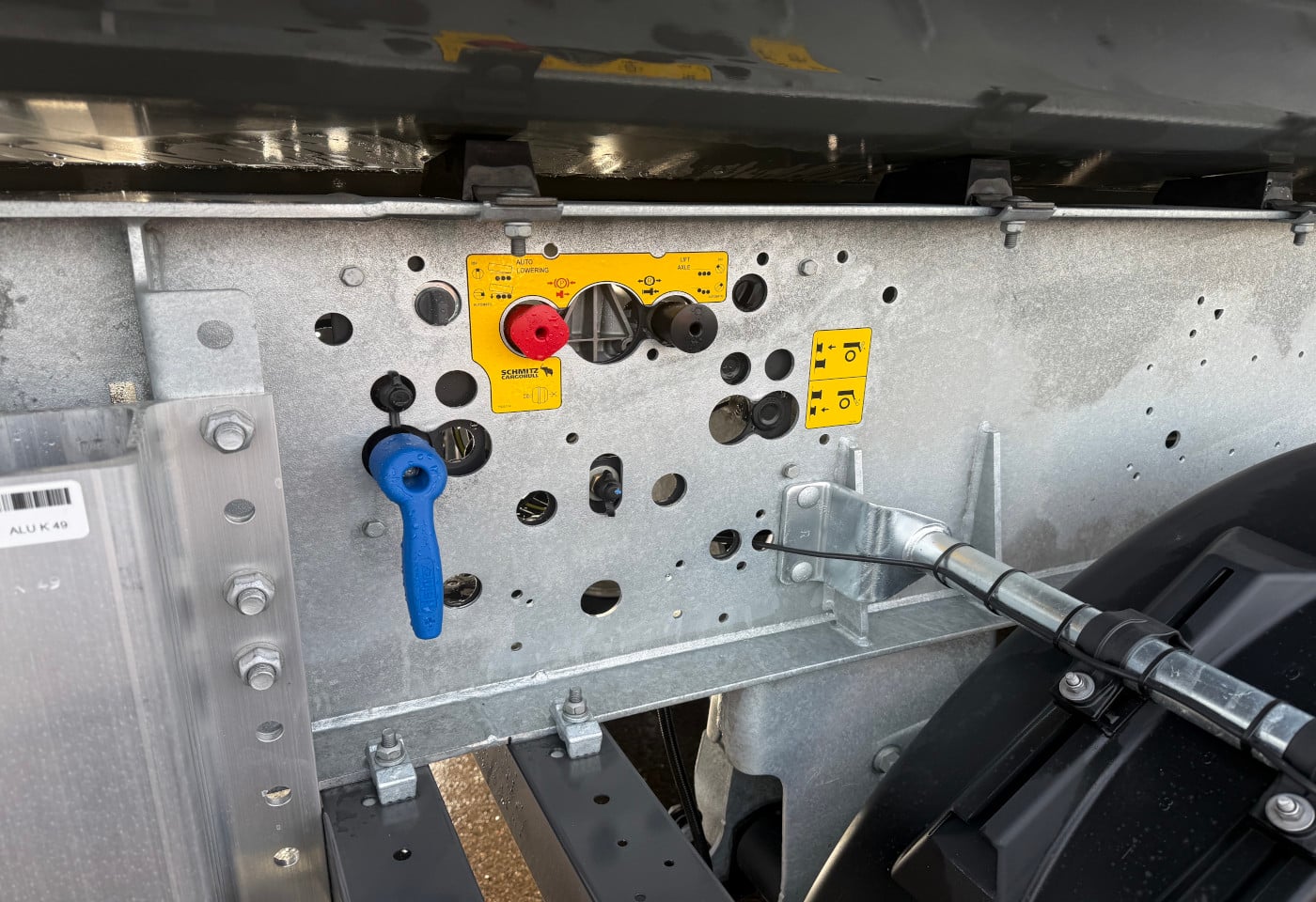 MOTO6625_2827045 vehicle image