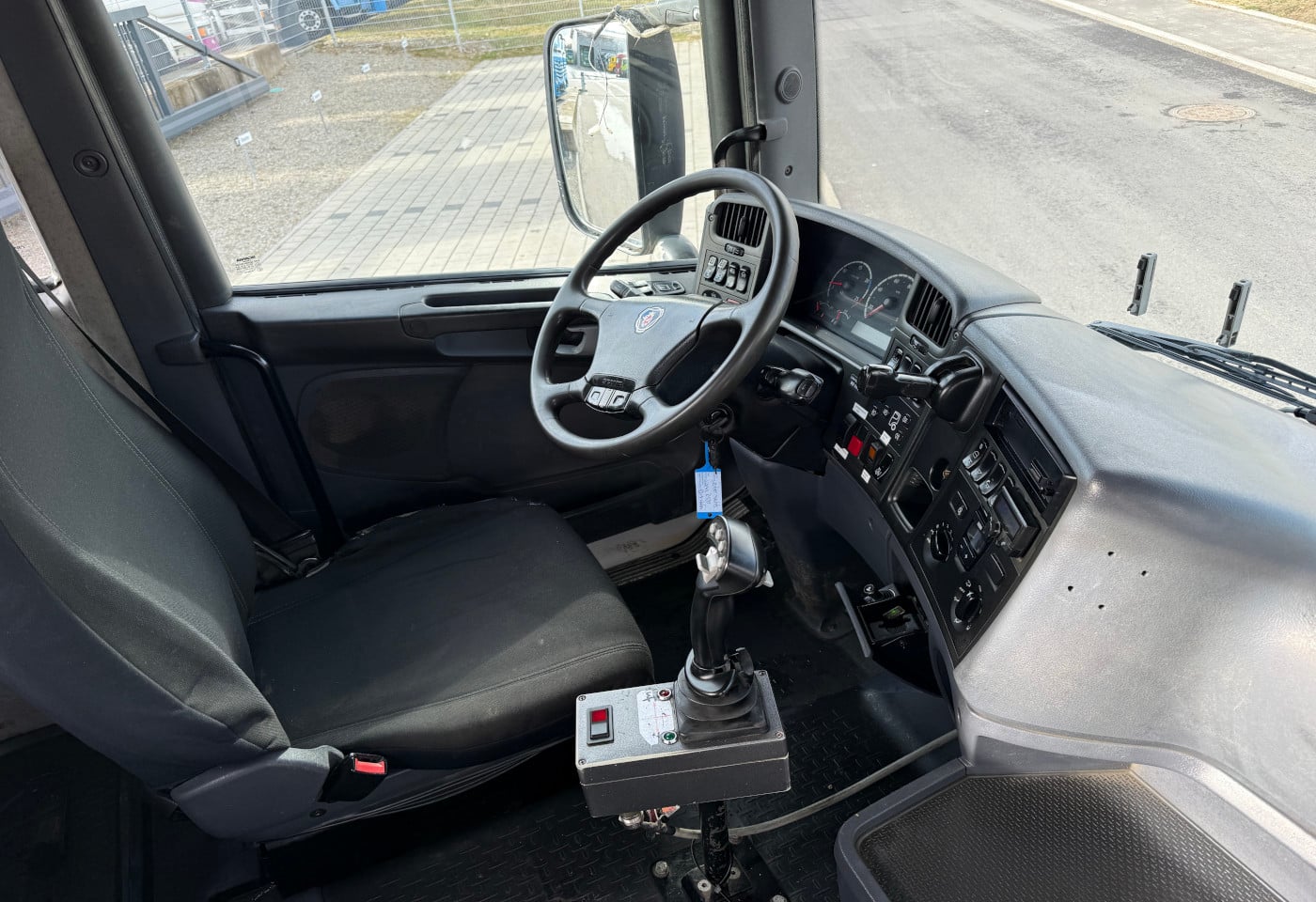 MOTO6625_2827307 vehicle image