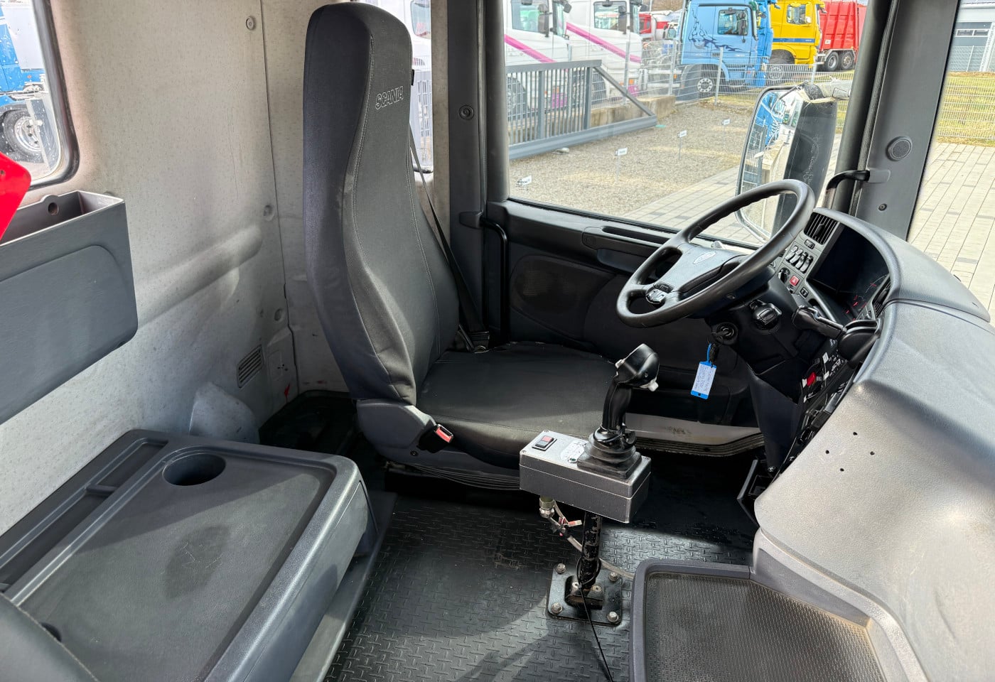 MOTO6625_2827307 vehicle image