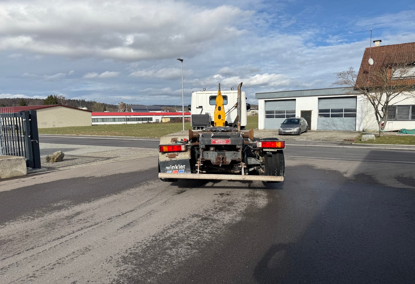 MOTO6625_2827307 vehicle image