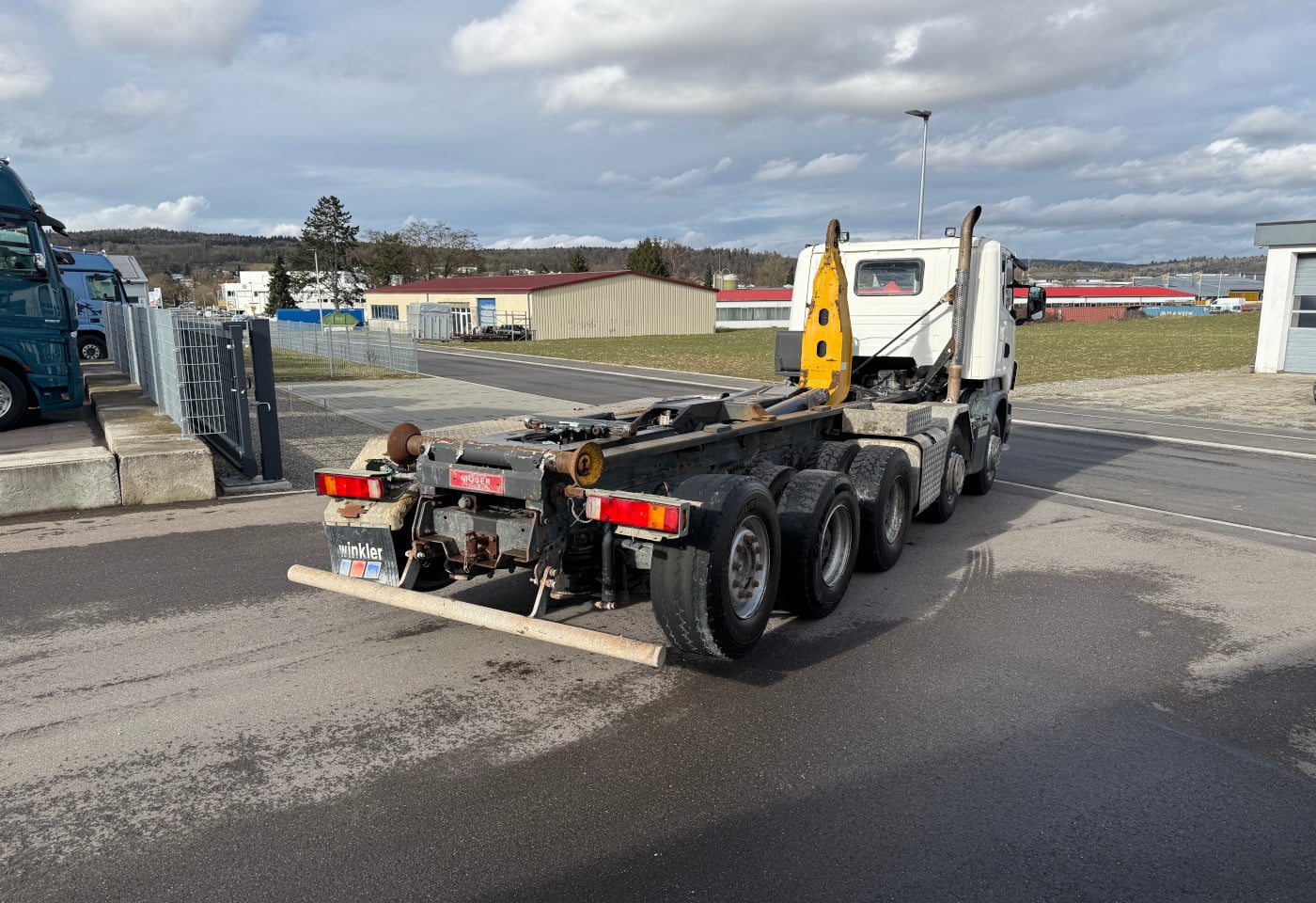 MOTO6625_2827307 vehicle image