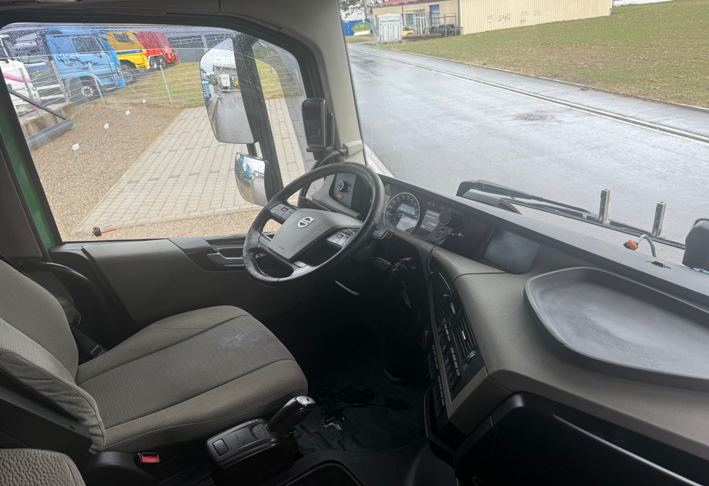 MOTO6625_2829194 vehicle image