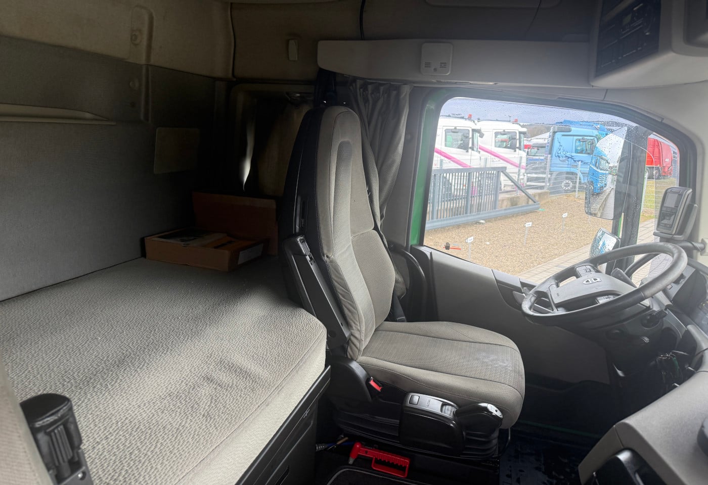 MOTO6625_2829194 vehicle image