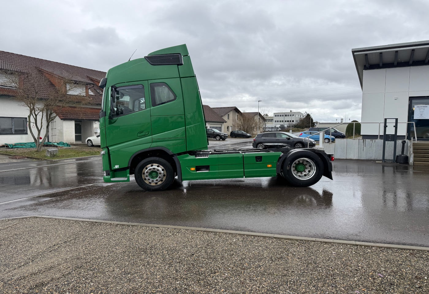 MOTO6625_2829194 vehicle image