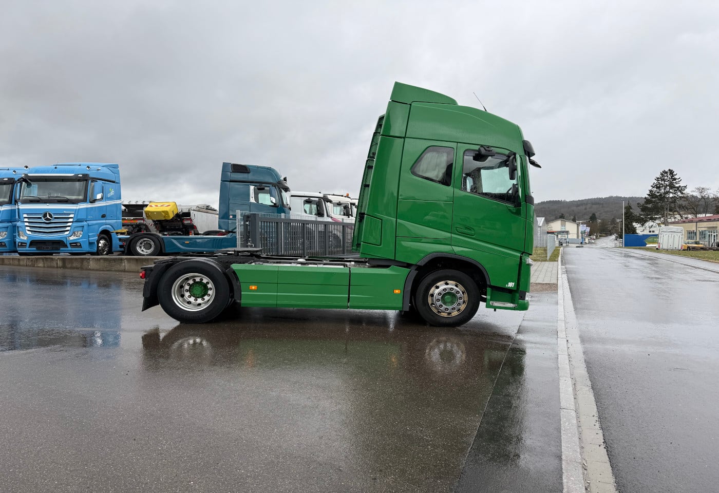 MOTO6625_2829194 vehicle image