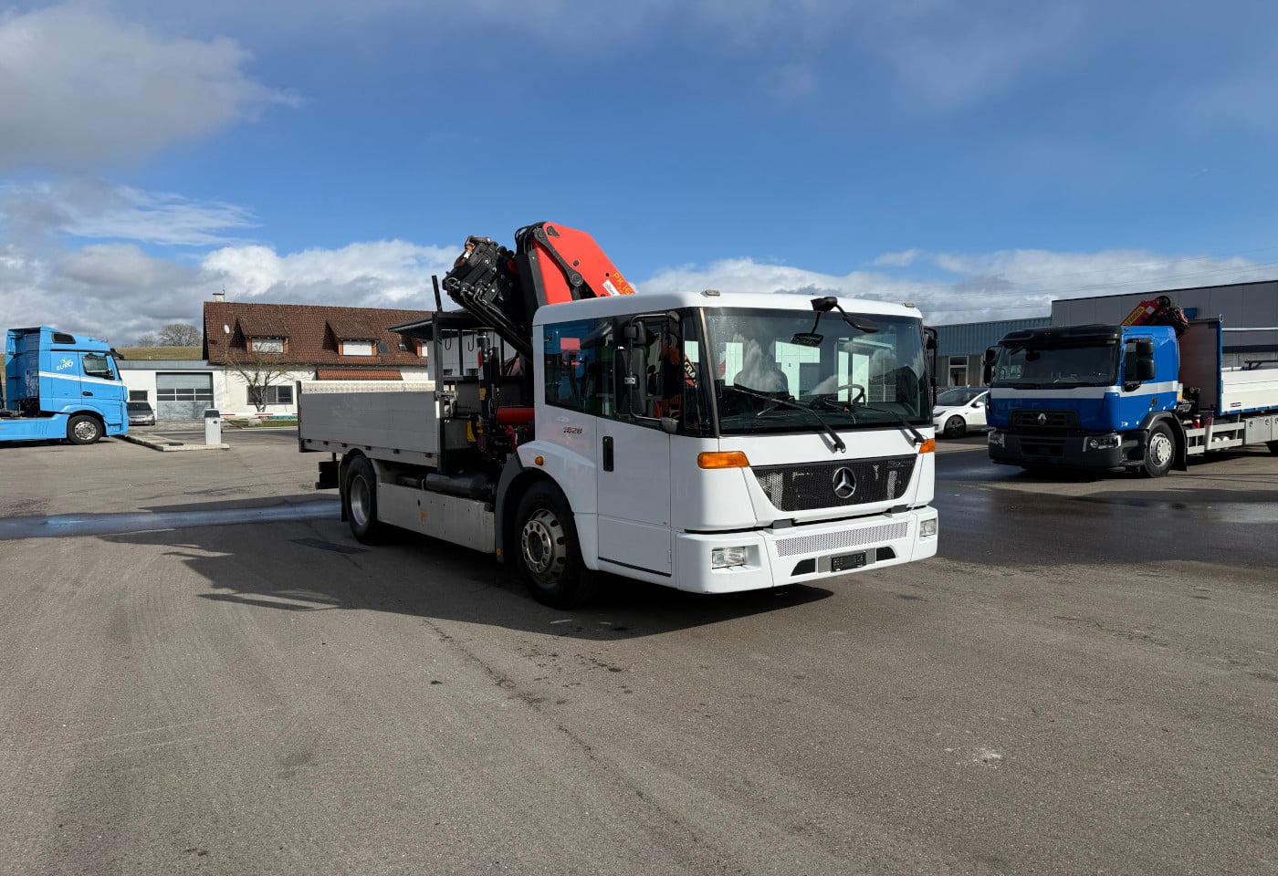 MOTO6625_2830246 vehicle image