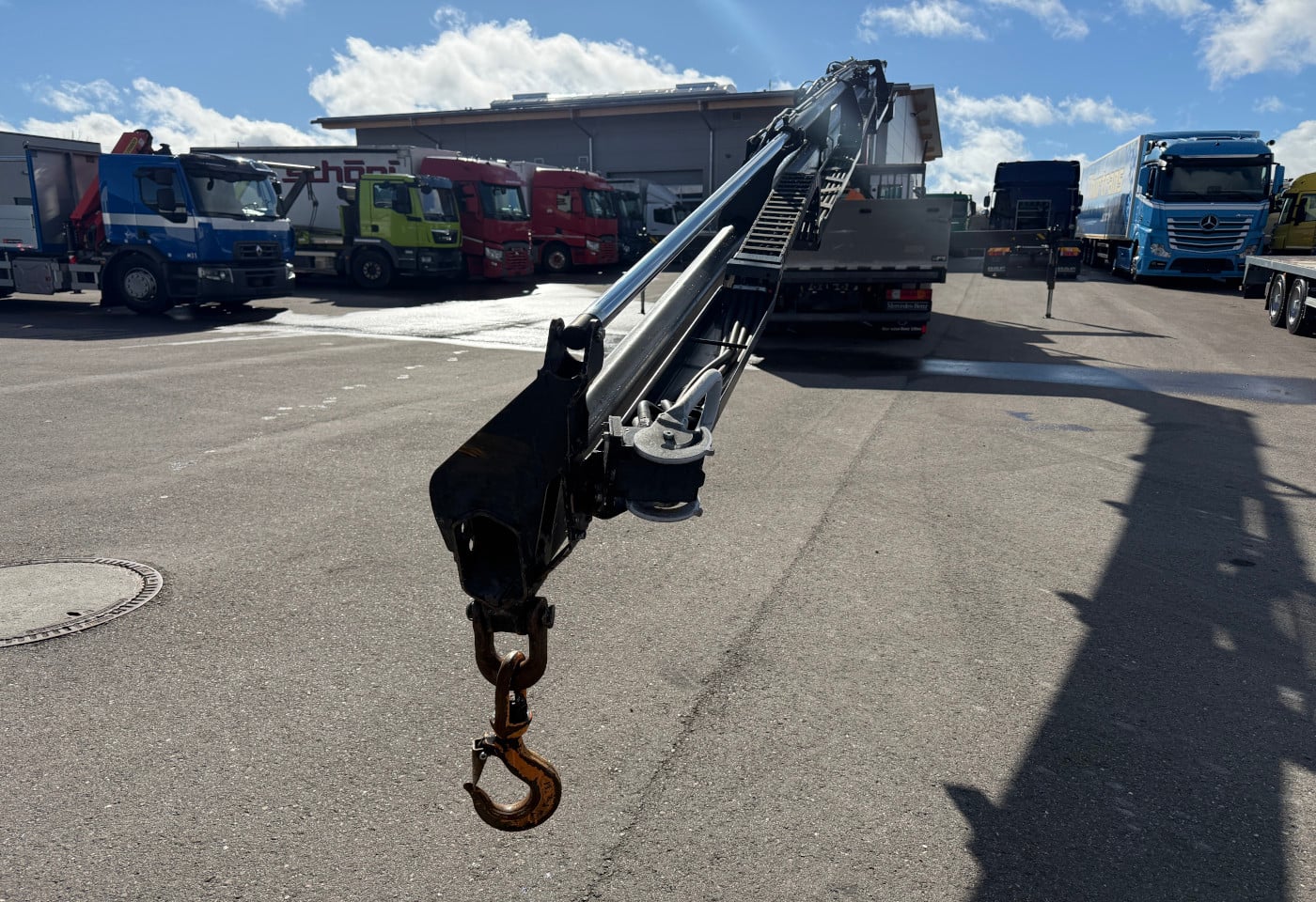 MOTO6625_2830246 vehicle image