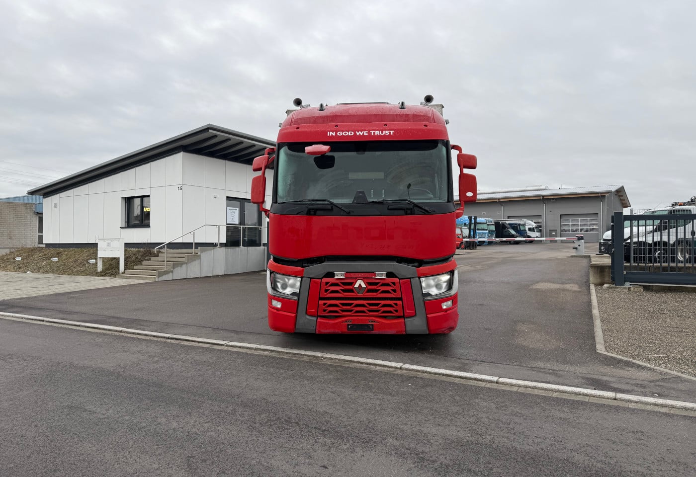 MOTO6625_2830296 vehicle image