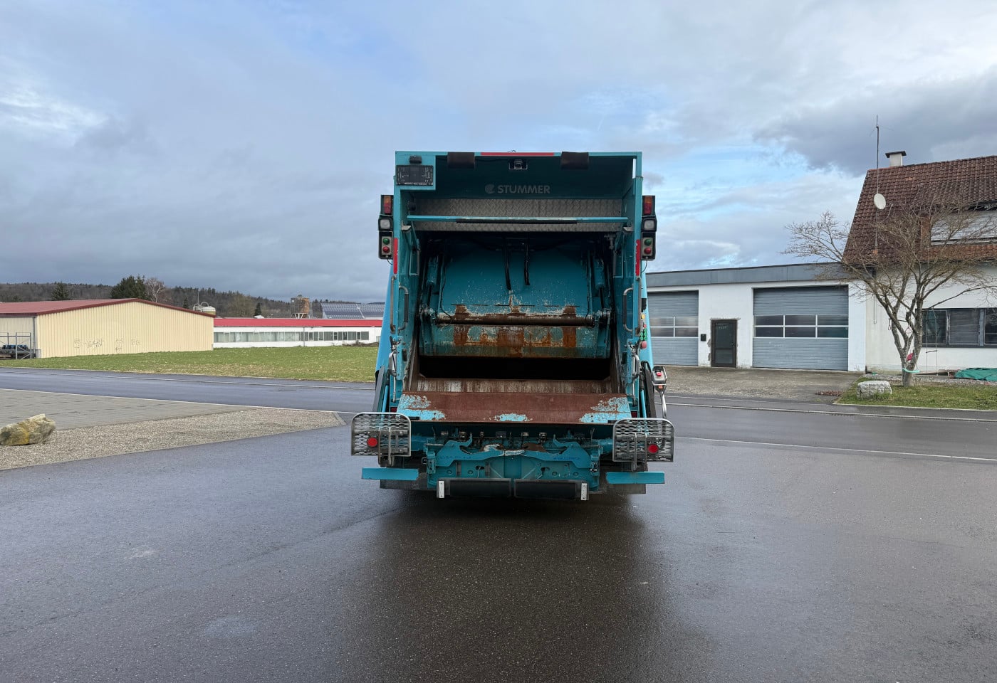 MOTO6625_2833823 vehicle image