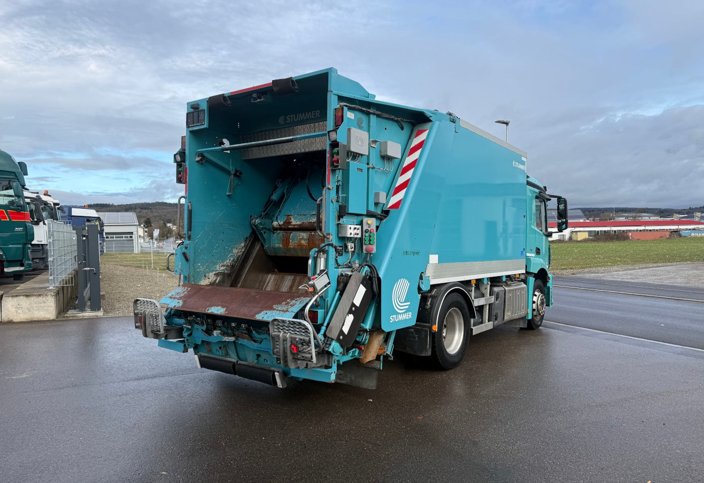 MOTO6625_2833823 vehicle image