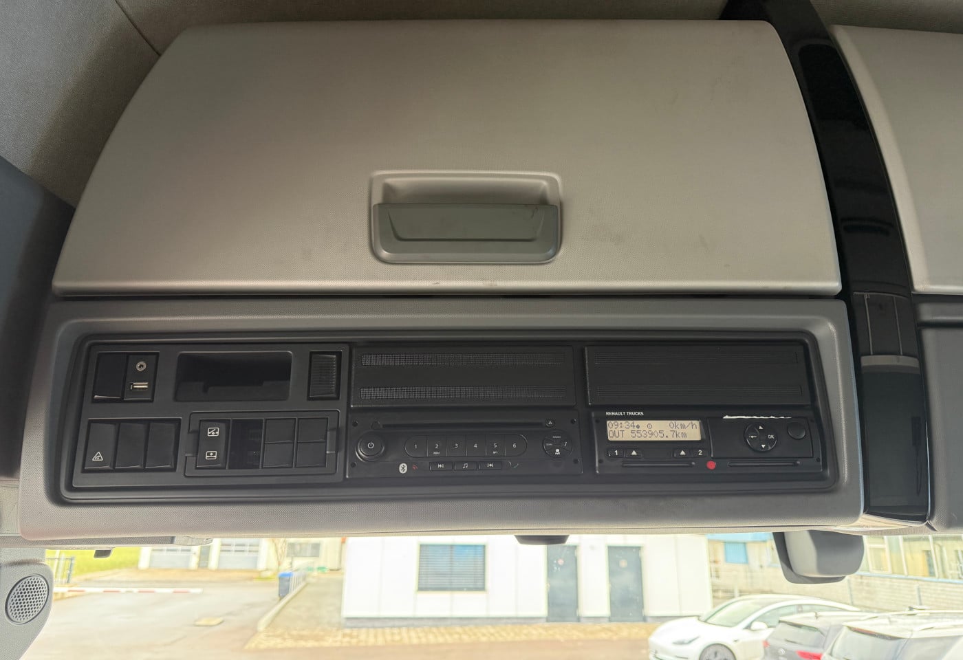 MOTO6625_2833726 vehicle image