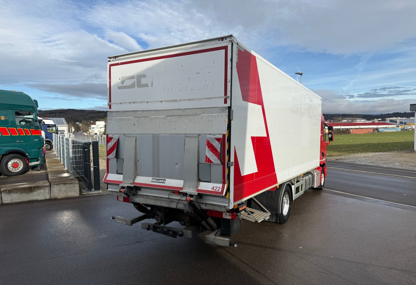 MOTO6625_2833726 vehicle image