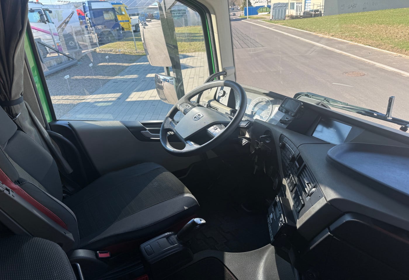 MOTO6625_2835006 vehicle image