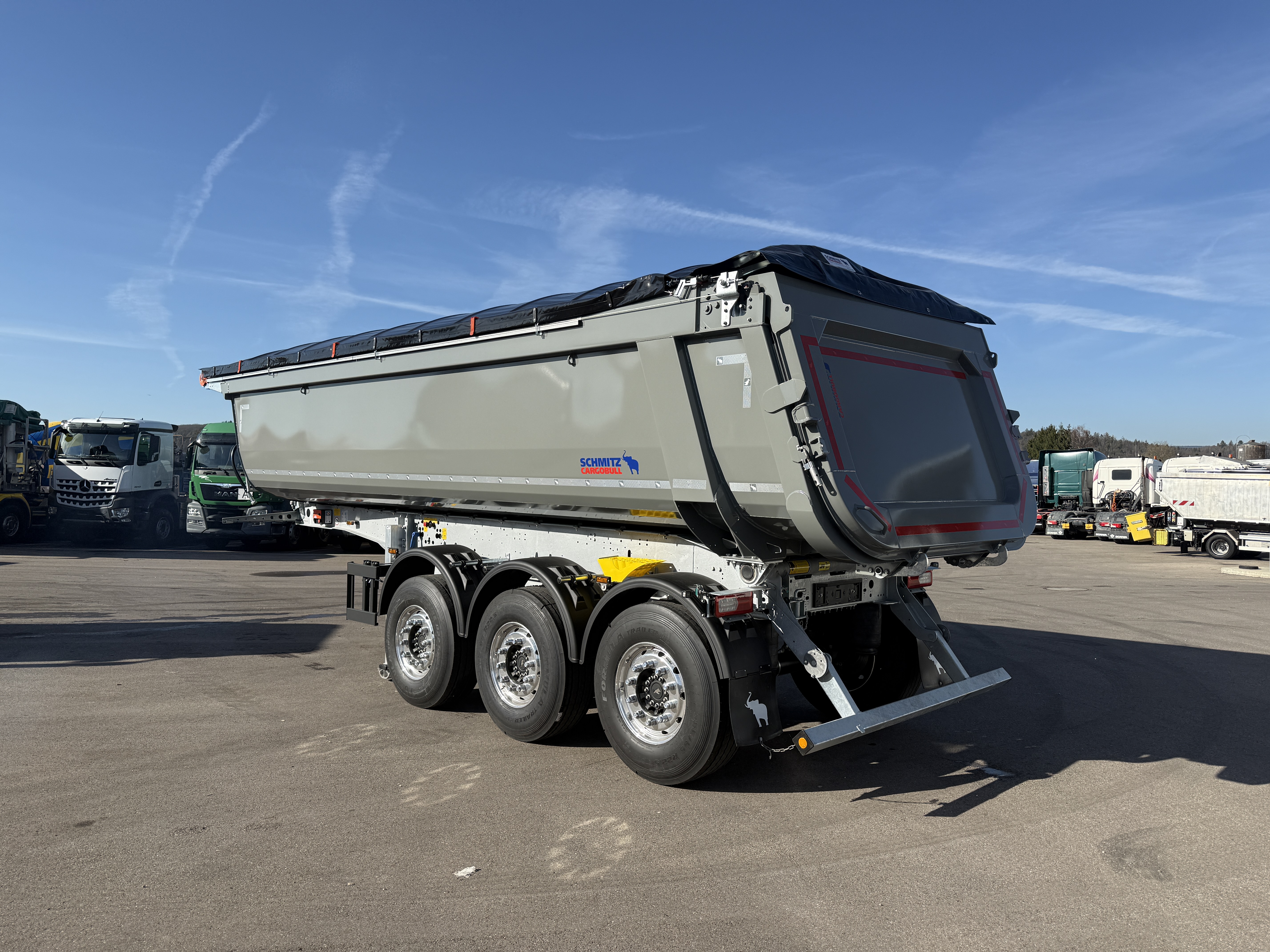 MOTO6625_2835225 vehicle image