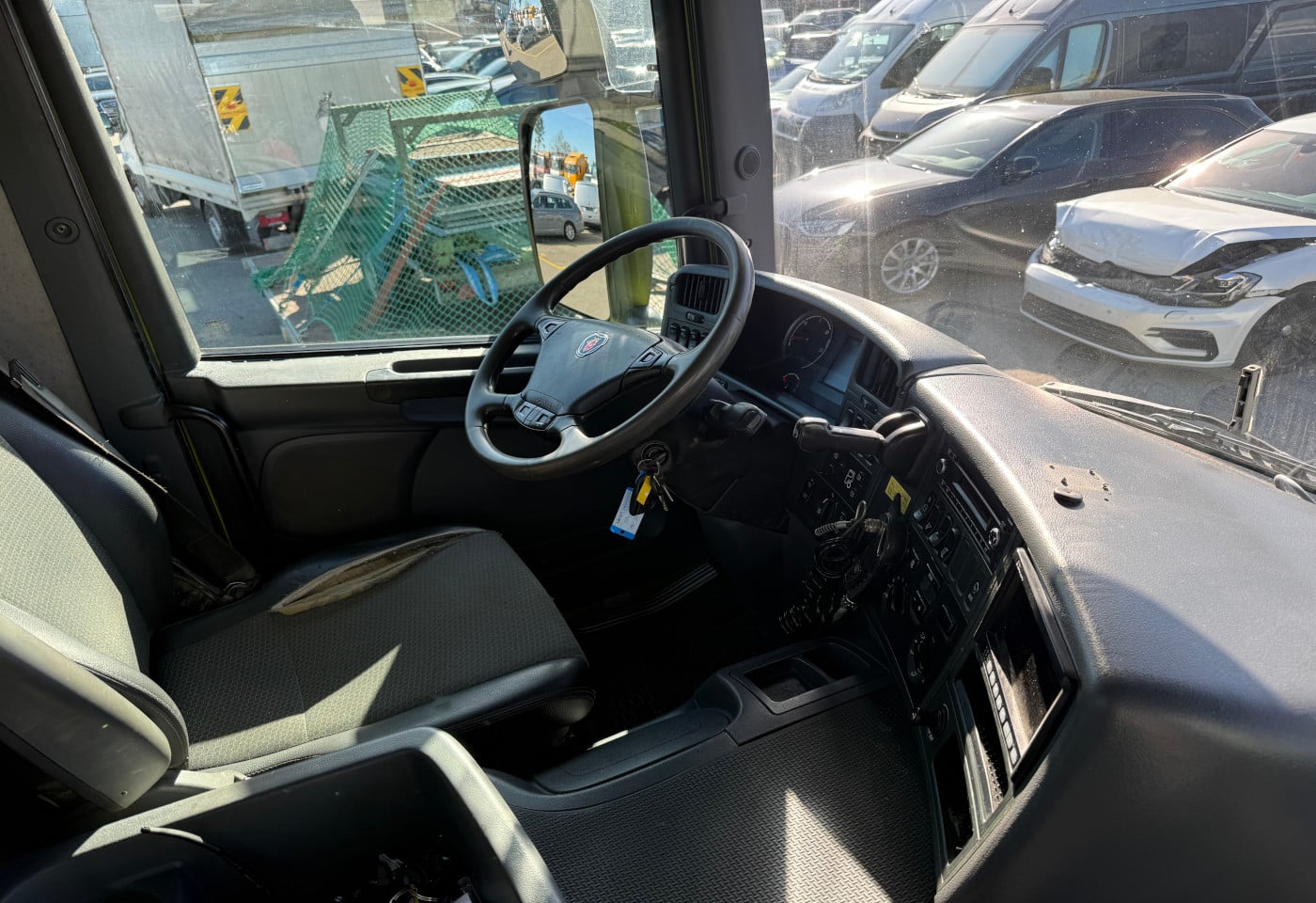 MOTO6625_2836122 vehicle image