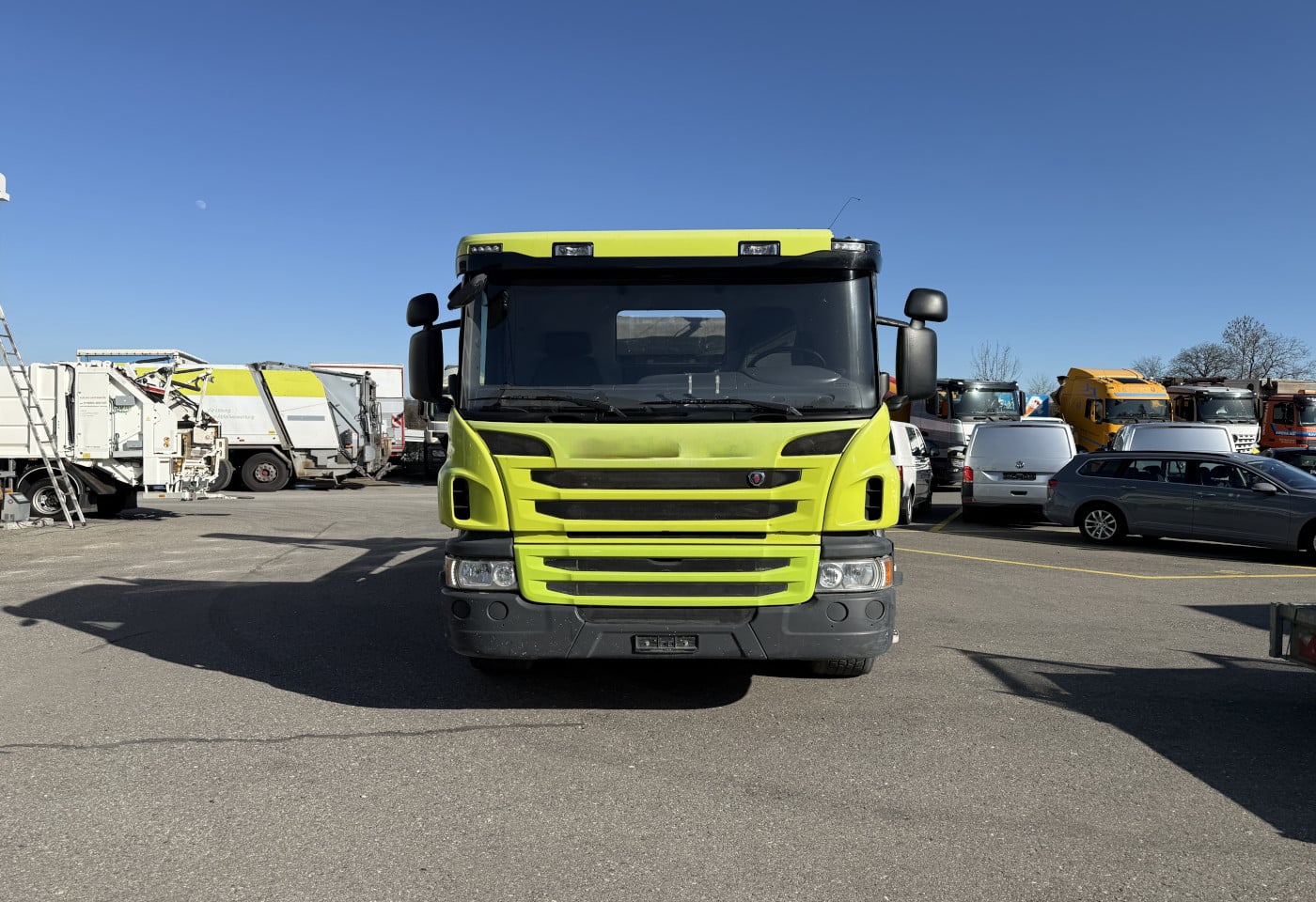 MOTO6625_2836122 vehicle image