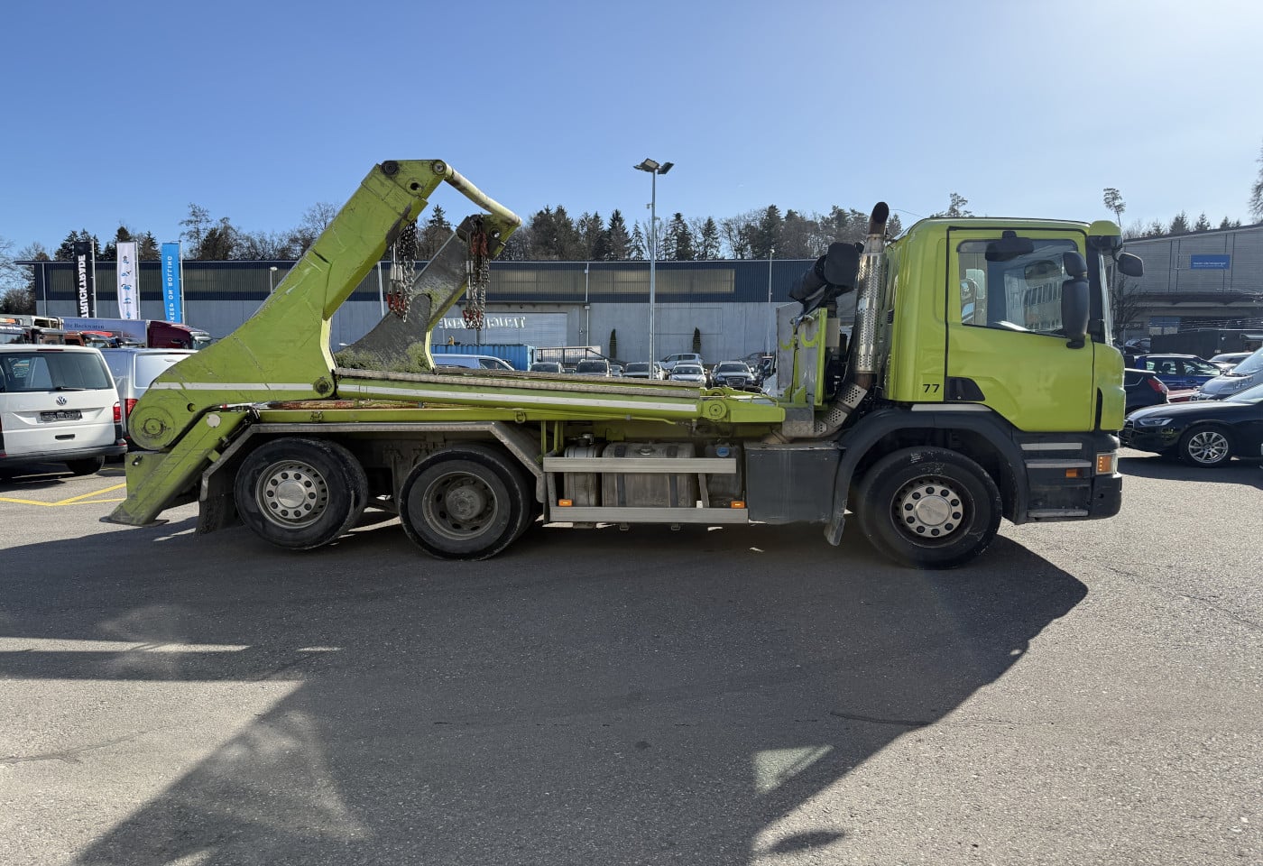 MOTO6625_2836122 vehicle image