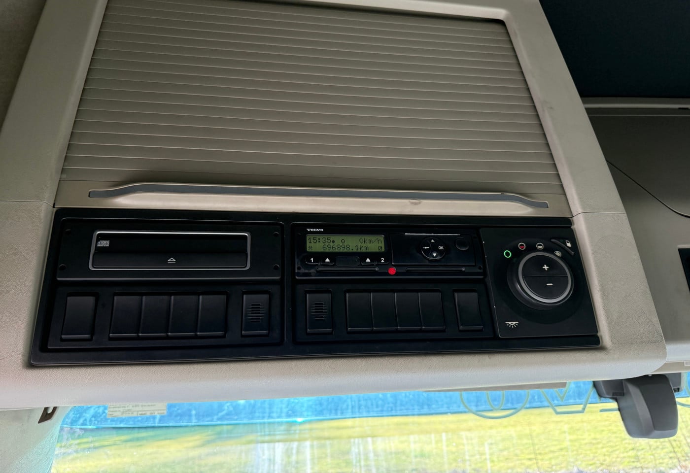 MOTO6625_2836124 vehicle image