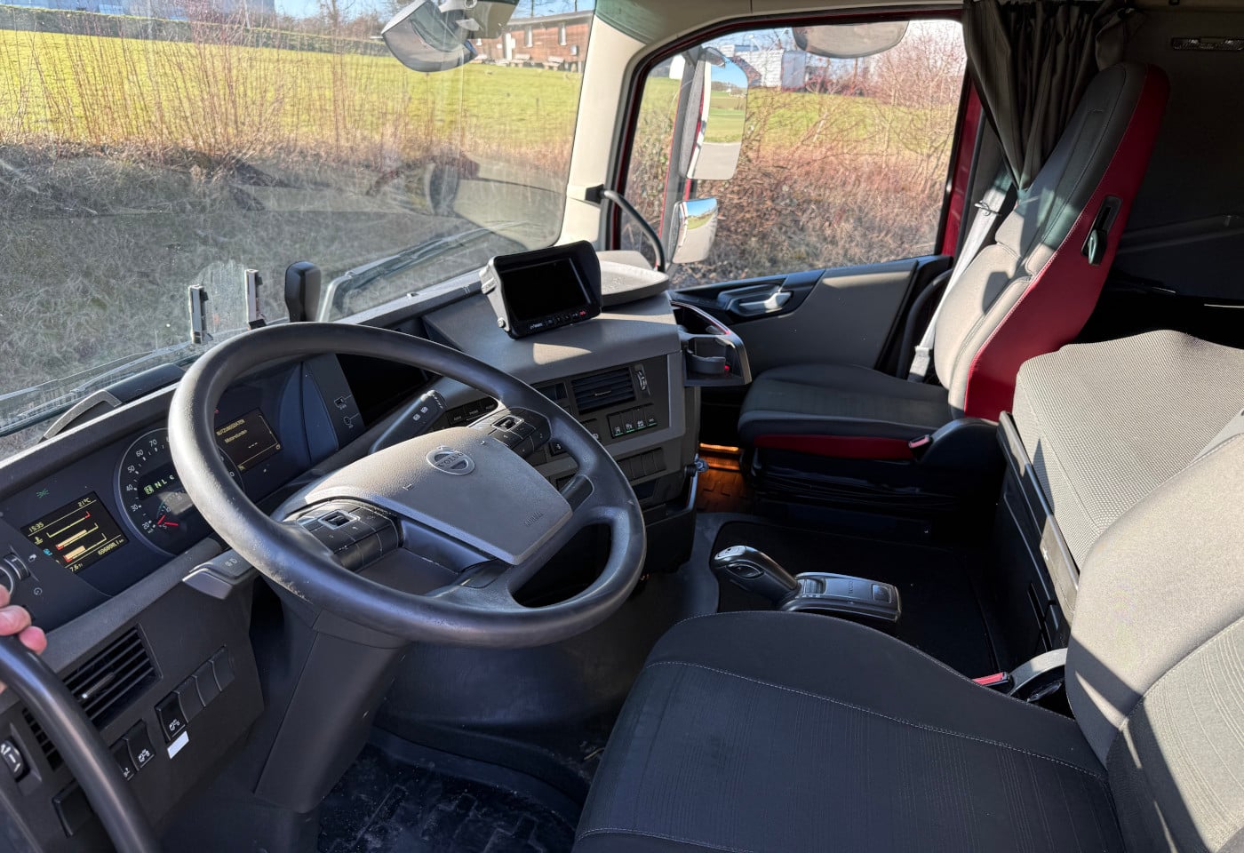 MOTO6625_2836124 vehicle image