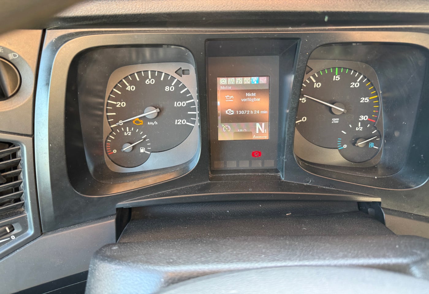 MOTO6625_2836123 vehicle image