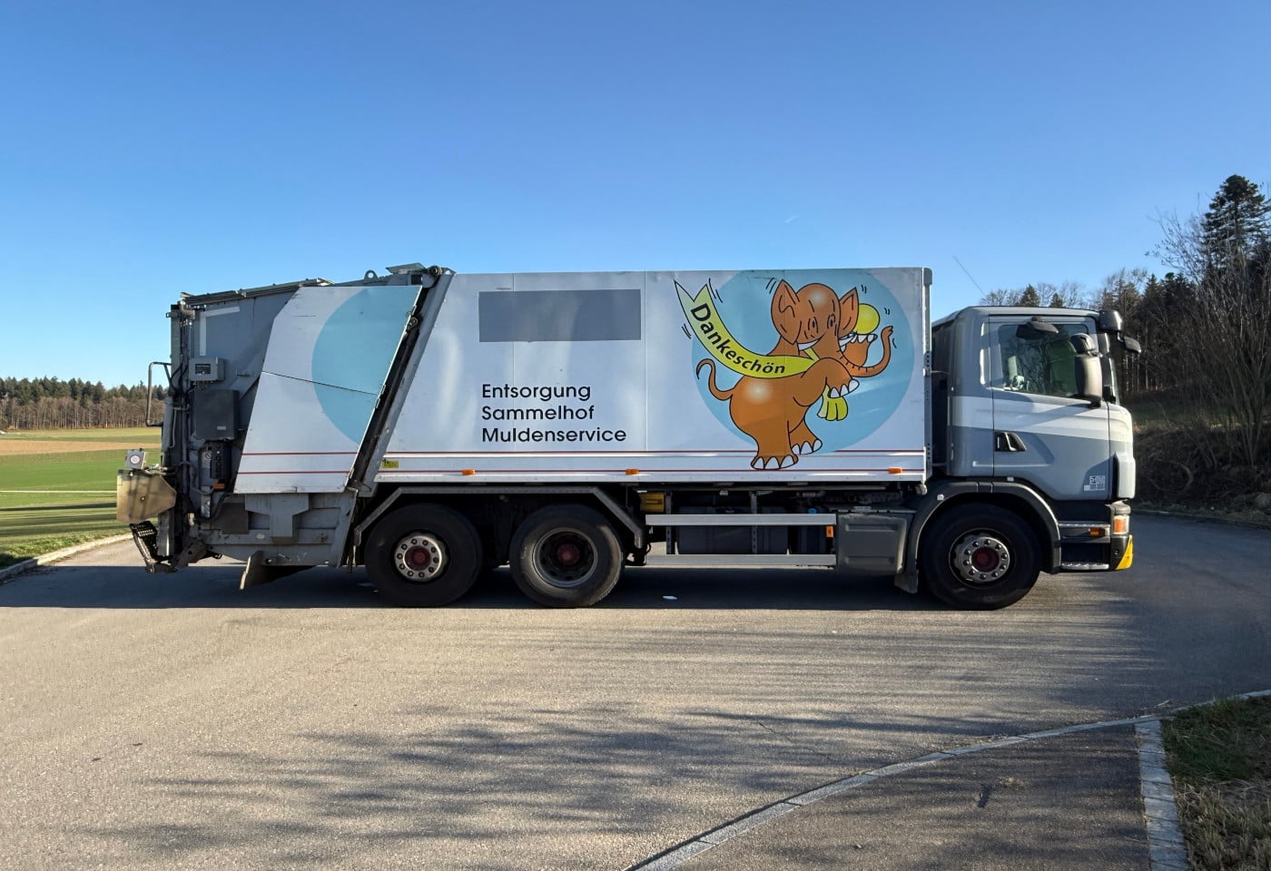 MOTO6625_2836125 vehicle image