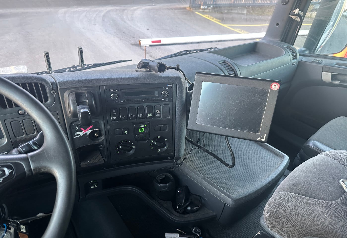 MOTO6625_2836275 vehicle image