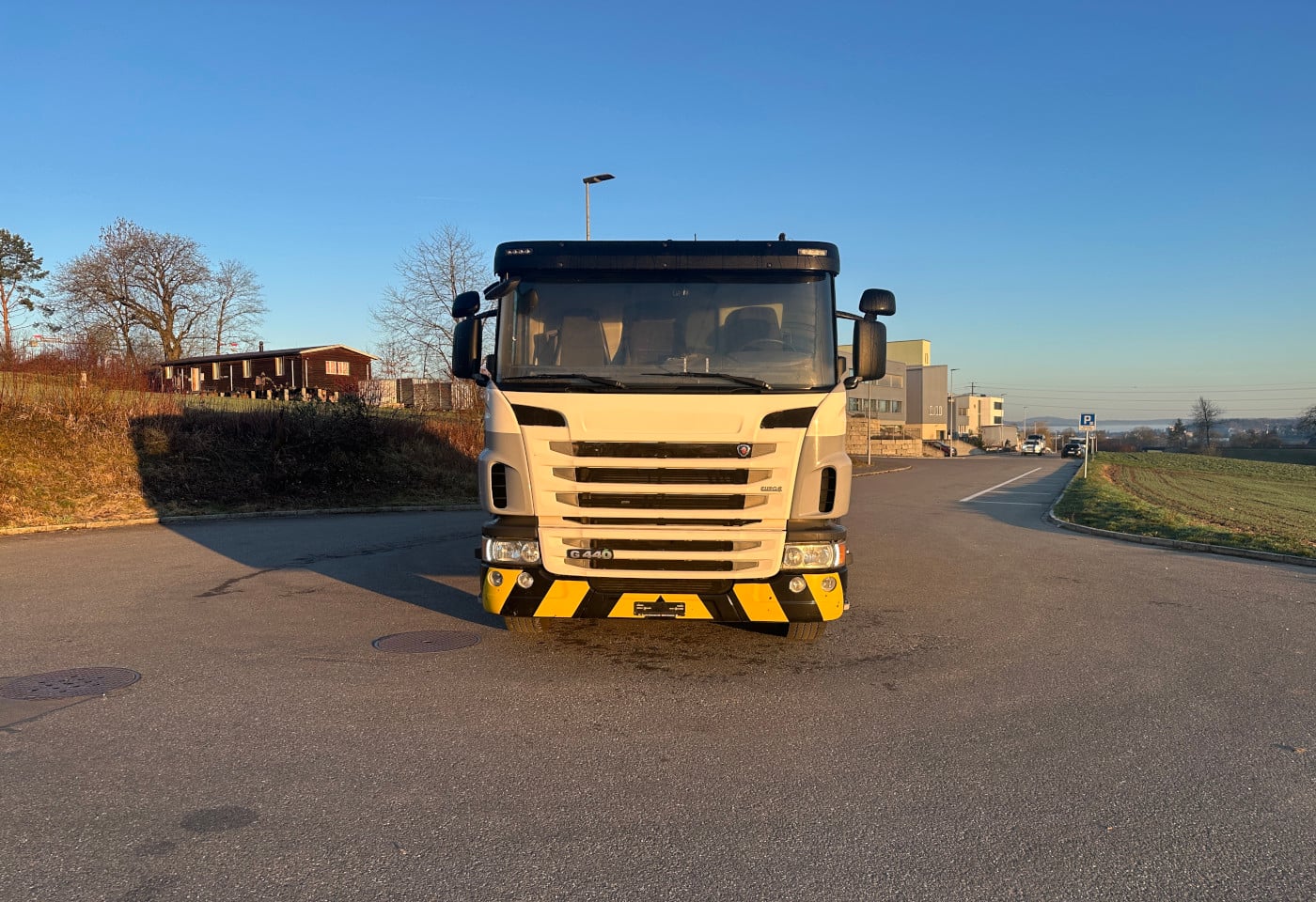 MOTO6625_2836275 vehicle image