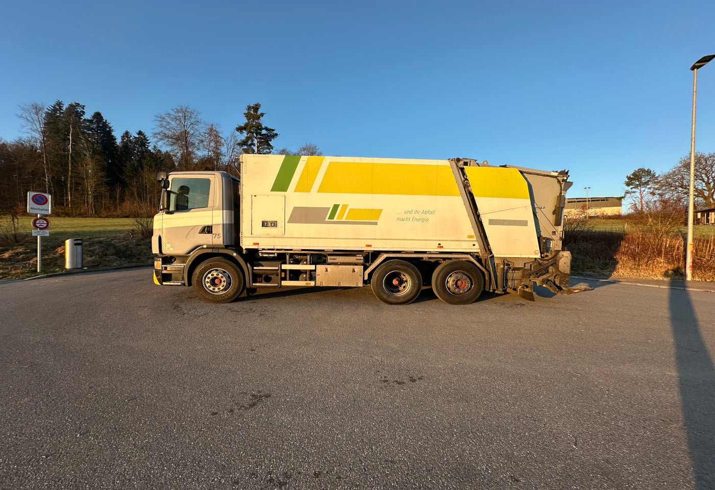 MOTO6625_2836275 vehicle image