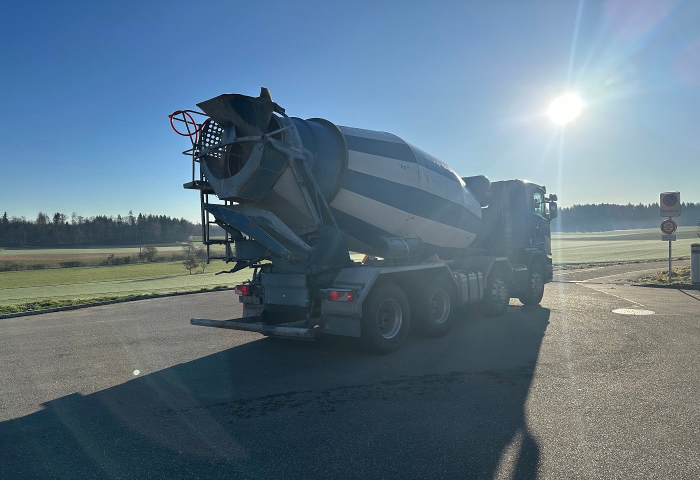 MOTO6625_2836280 vehicle image