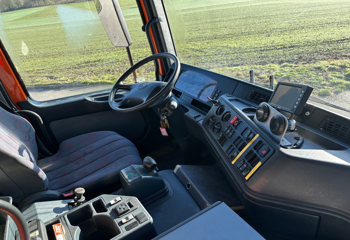 MOTO6625_2836118 vehicle image