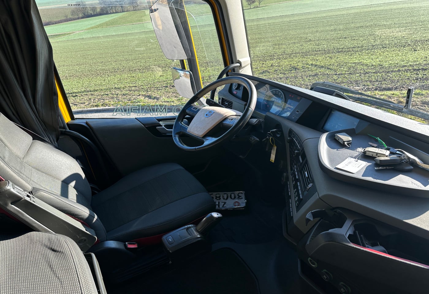 MOTO6625_2835809 vehicle image