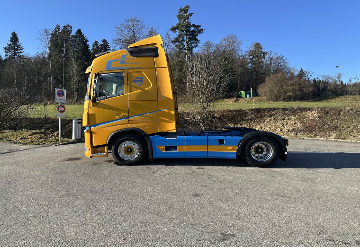 MOTO6625_2835809 vehicle image