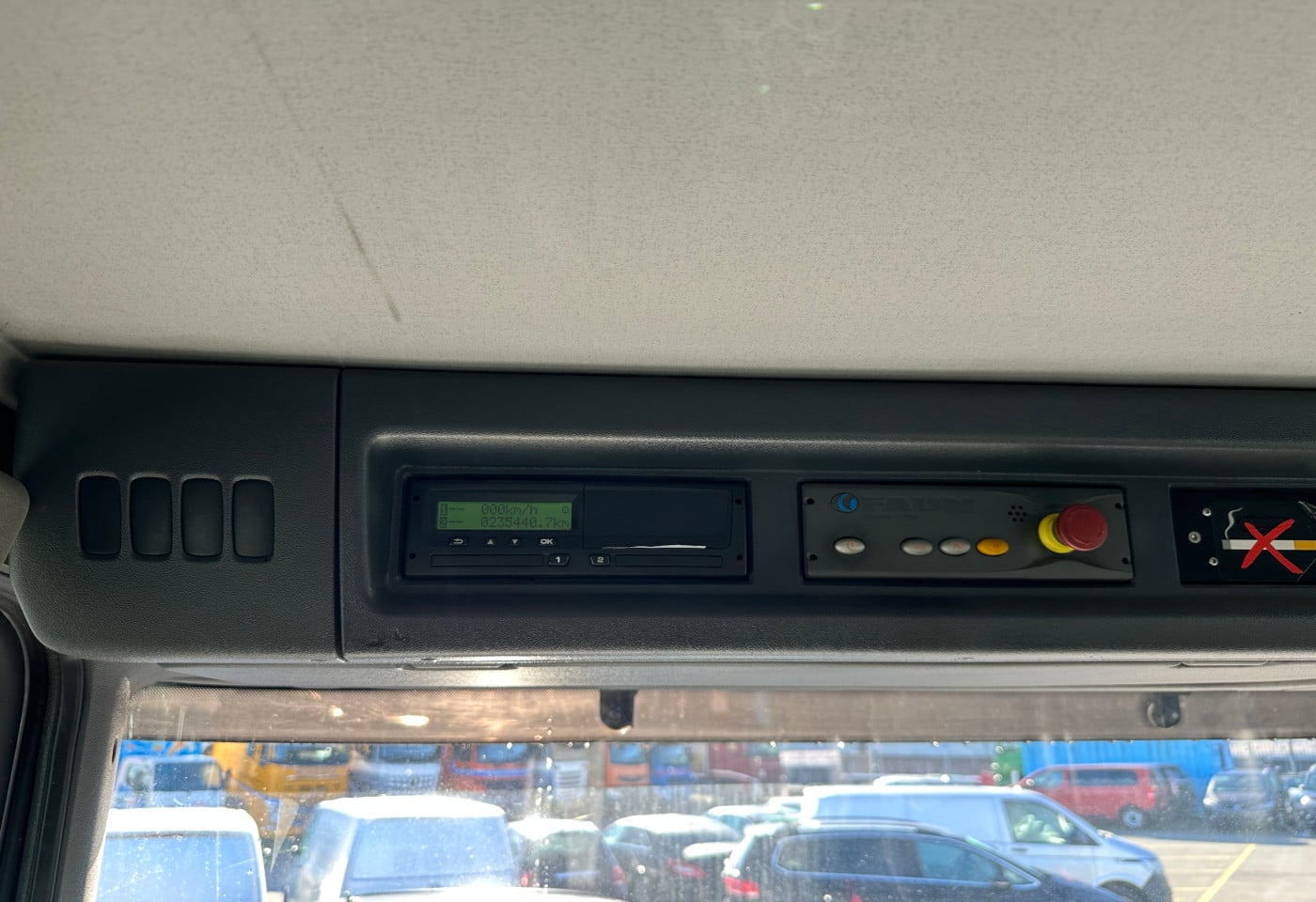 MOTO6625_2836121 vehicle image