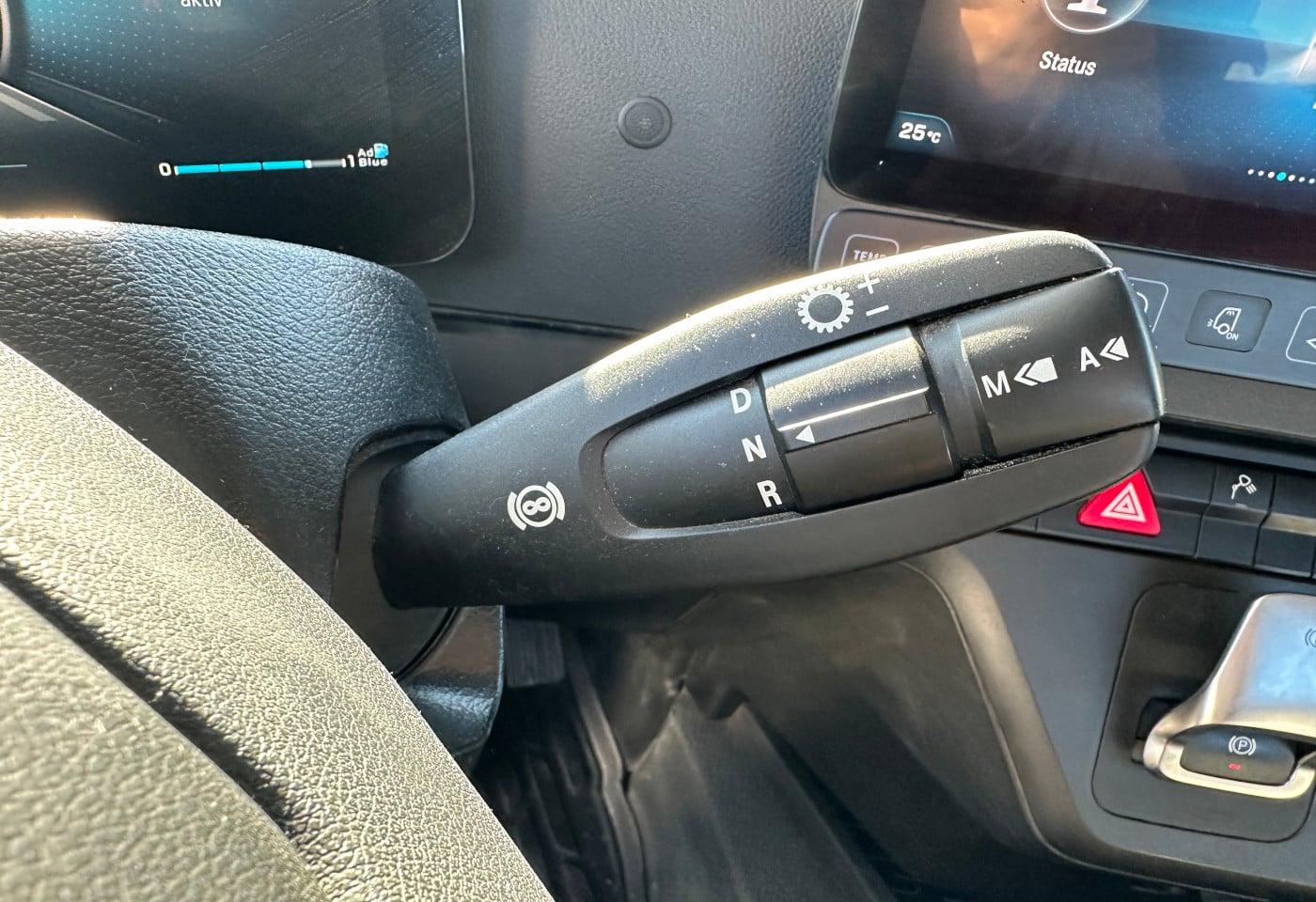 MOTO6625_2836119 vehicle image