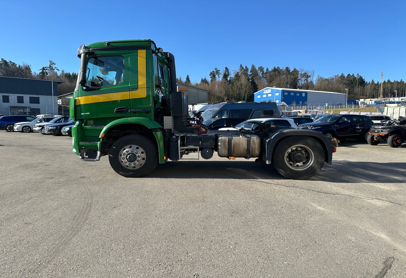 MOTO6625_2836119 vehicle image