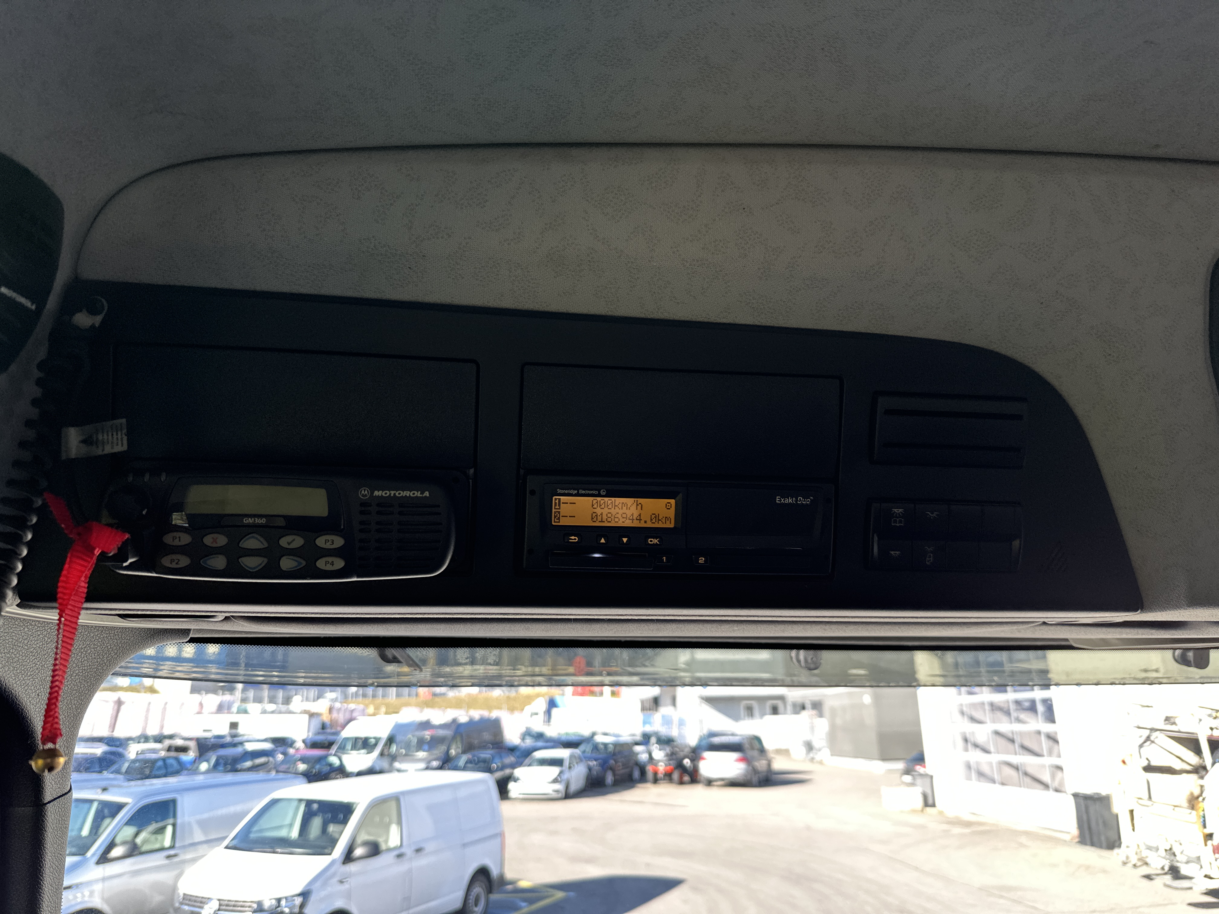 MOTO6625_2836116 vehicle image