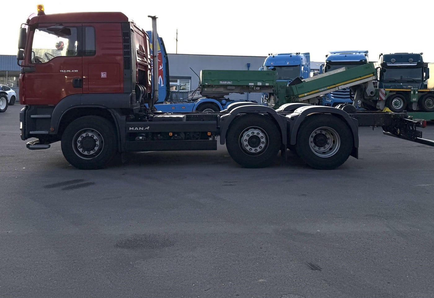 MOTO6625_2837334 vehicle image