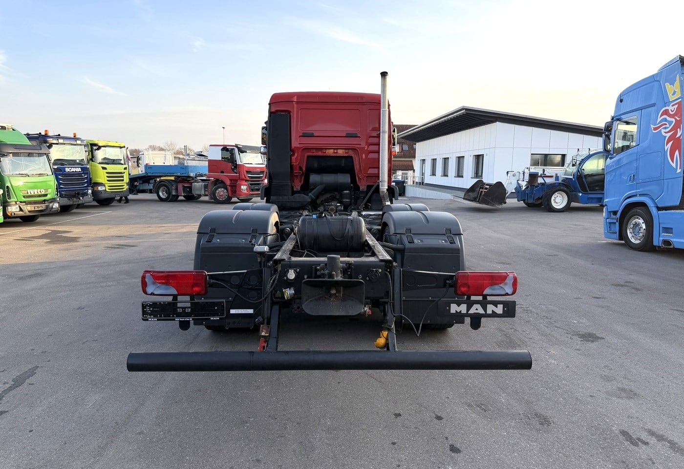 MOTO6625_2837334 vehicle image