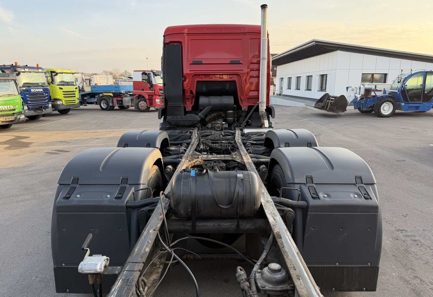 MOTO6625_2837334 vehicle image